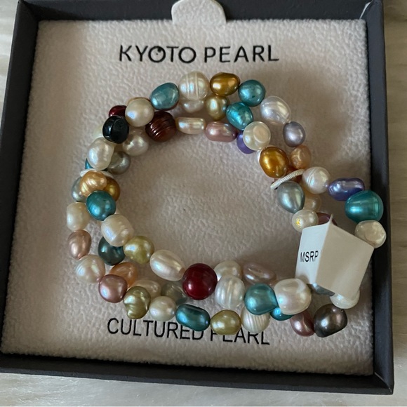 Kyoto Pearl Bracelet - Picture 4 of 8